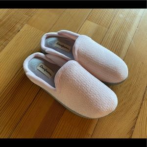Slippers brand new